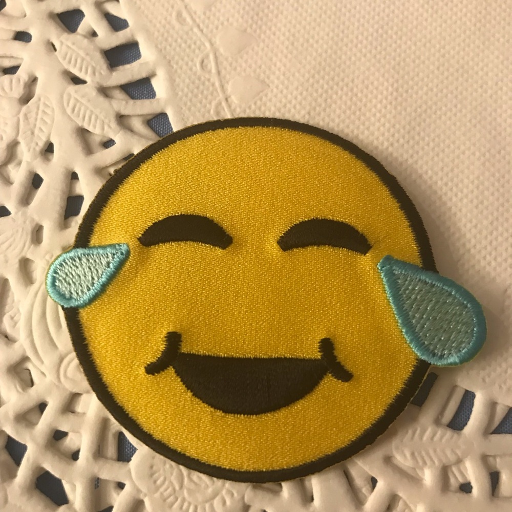 Assorted Embroidered Patches Set - Picture 2 of 11